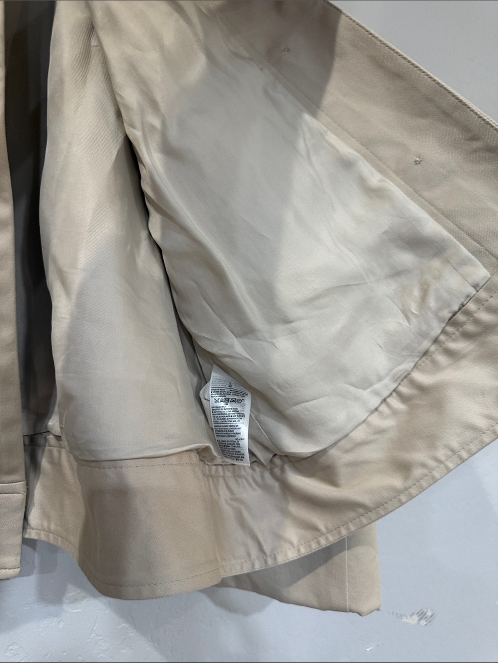 Banana Republic Cream Cropped Utility Jacket - Picture 4 of 5
